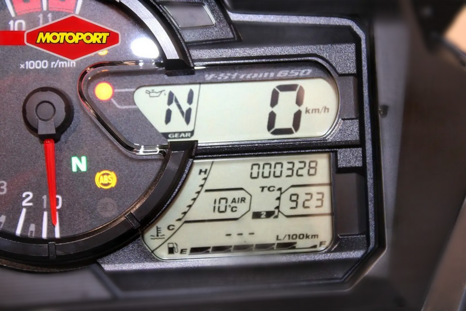 2025 Suzuki DL 650 V-Strom - 328 km - Náhled 3