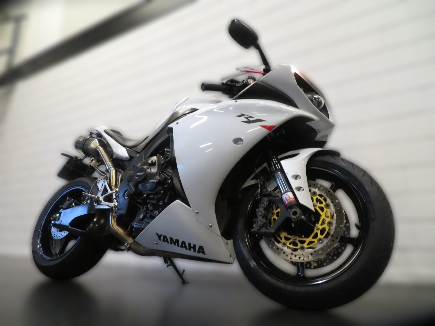 2011 Yamaha YZF-R1 - 45 100 km - Náhled 11