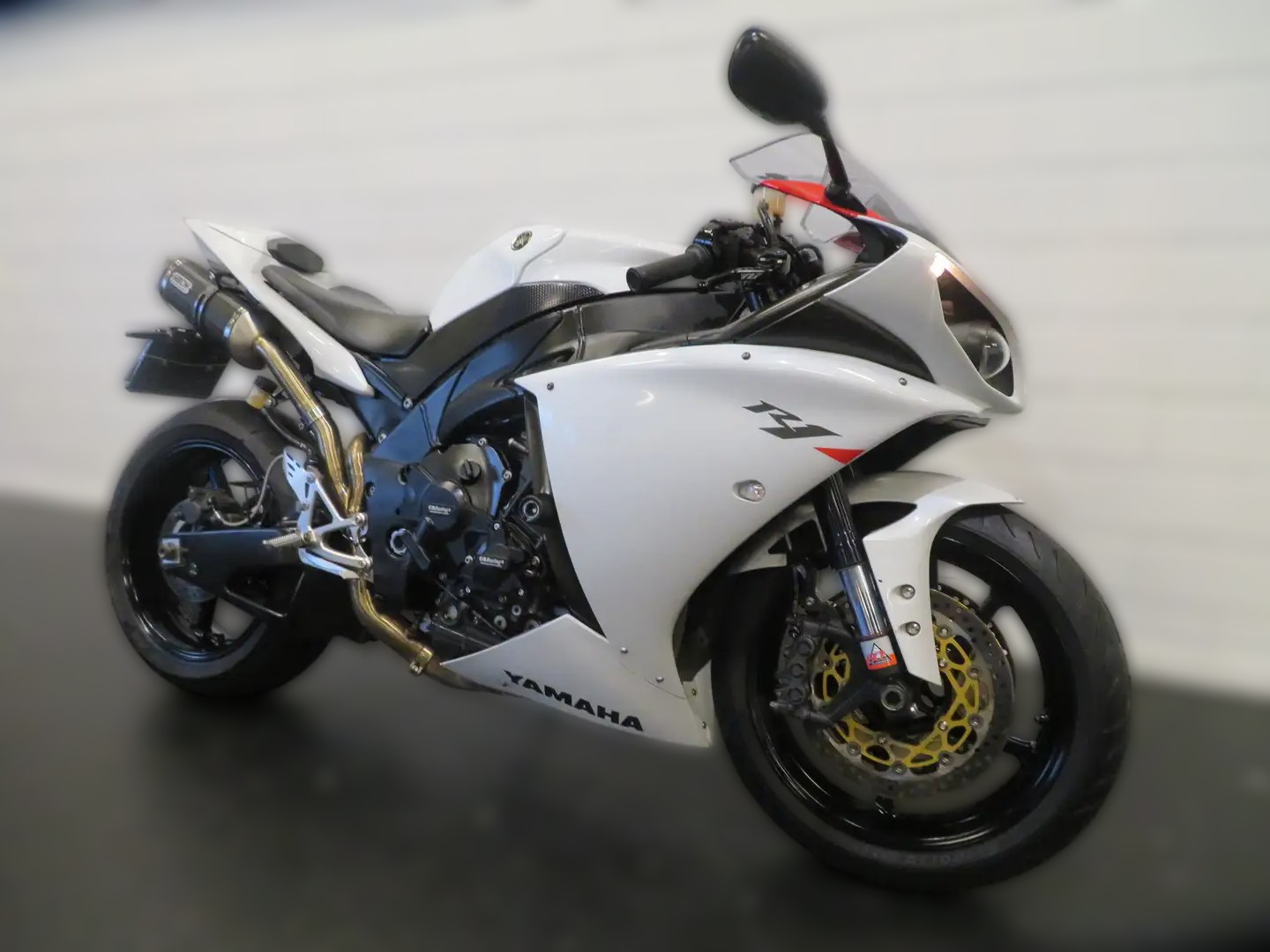 2011 Yamaha YZF-R1 - 45 100 km - Náhled 14