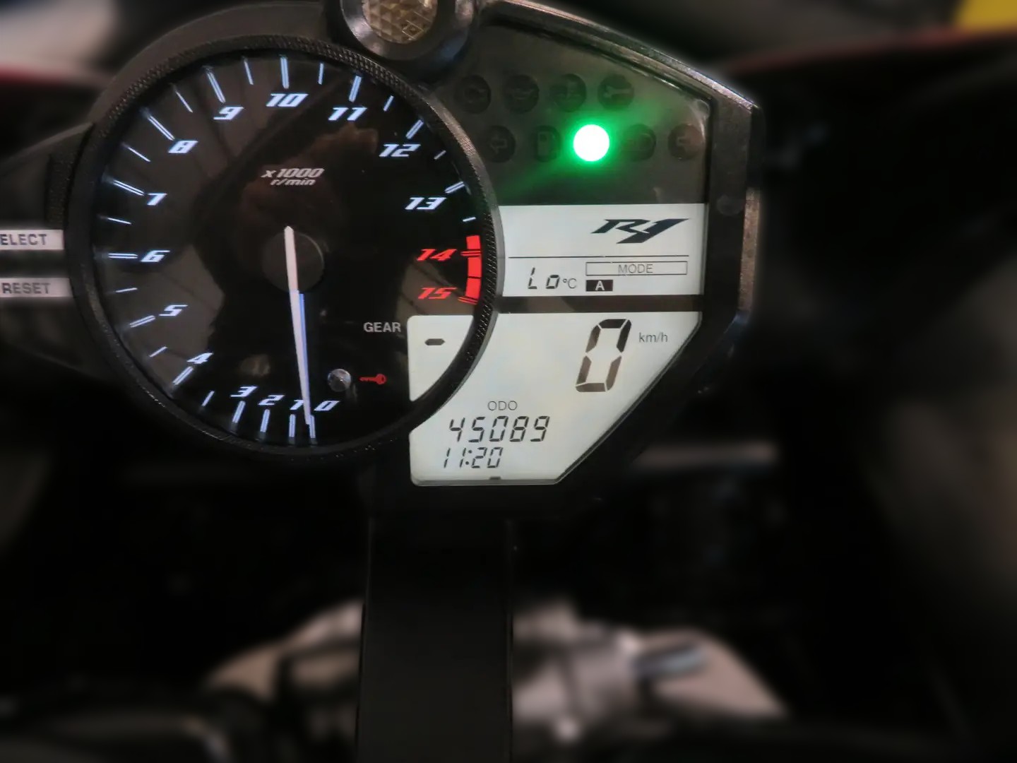2011 Yamaha YZF-R1 - 45 100 km - Náhled 15