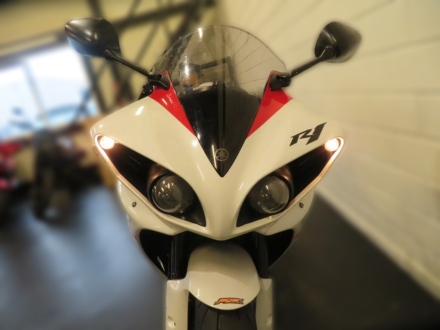 2011 Yamaha YZF-R1 - 45 100 km - Náhled 18