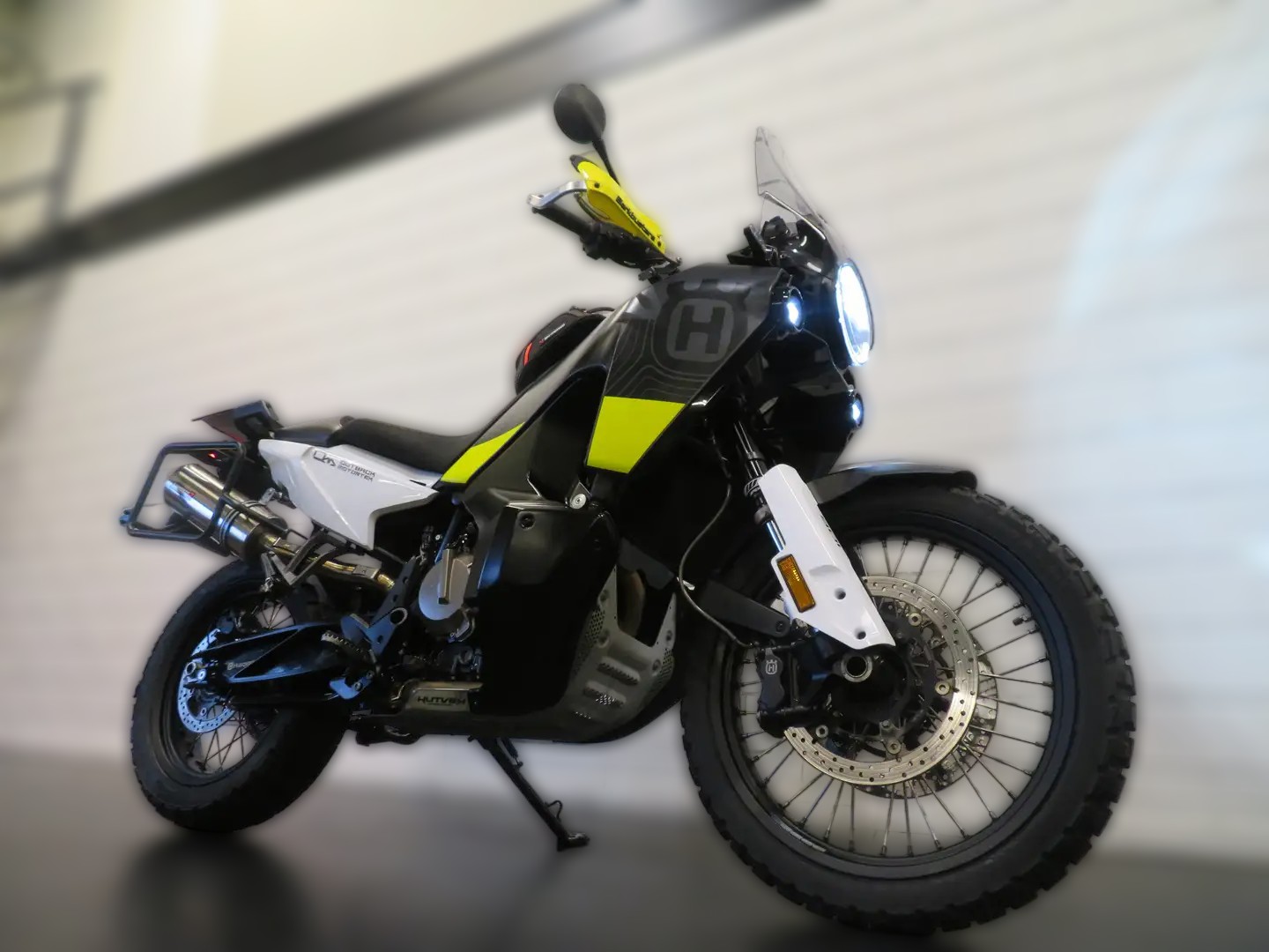 2022 Husqvarna Norden 901 - 44 300 km - Náhled 3