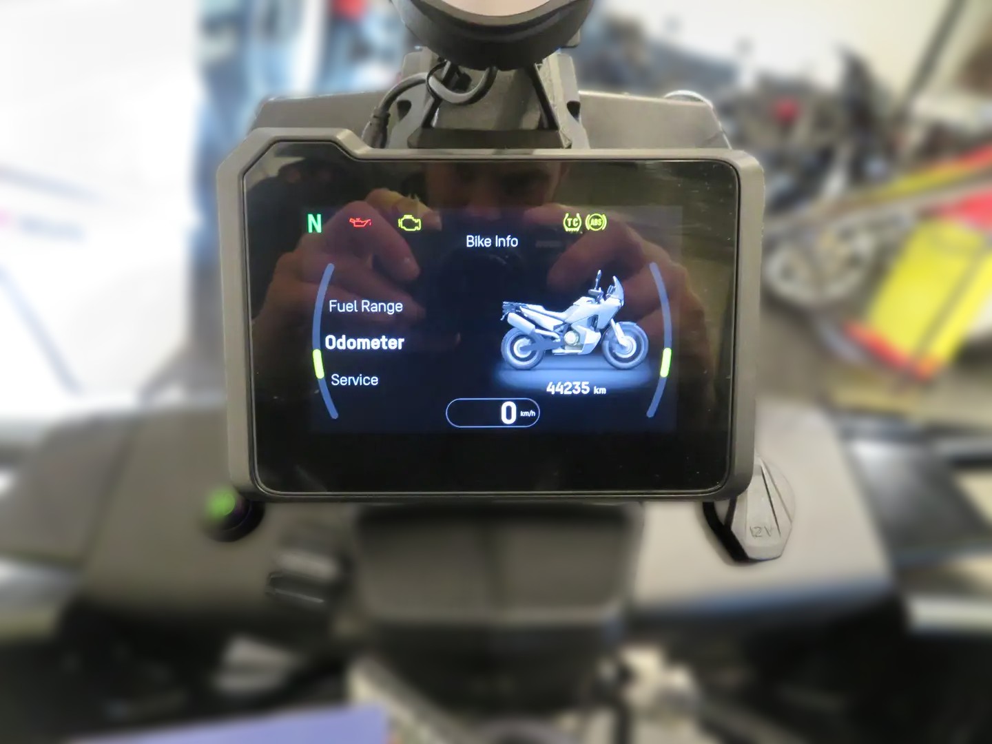2022 Husqvarna Norden 901 - 44 300 km - Náhled 29