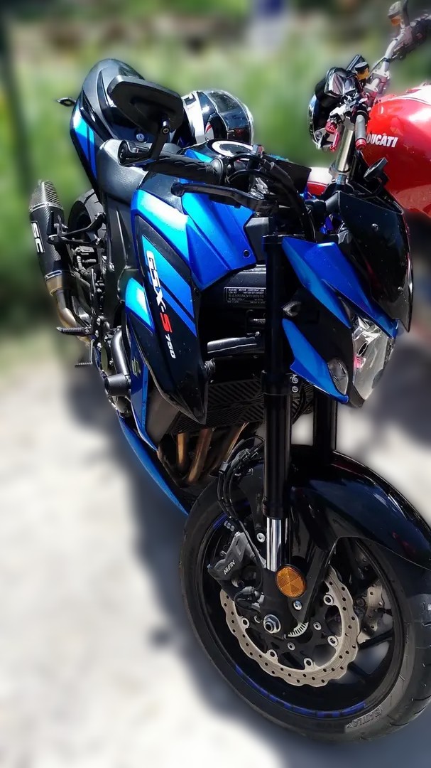 2020 Suzuki GSX-R600 - 21 000 km - Náhled 7
