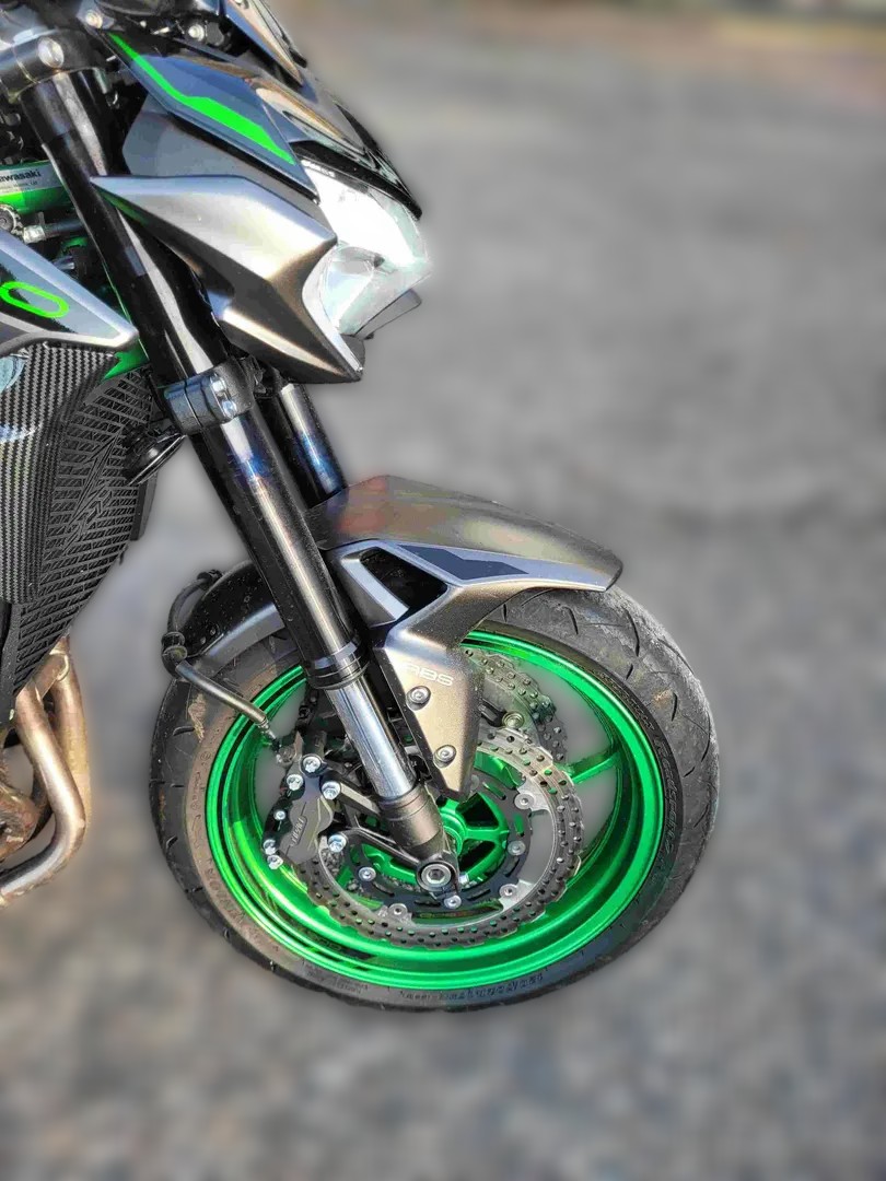2022 Kawasaki Z900 - 3 610 km - Náhled 8