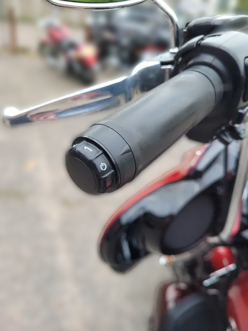 2018 Harley-Davidson Touring - 19 800 km - Náhled 11