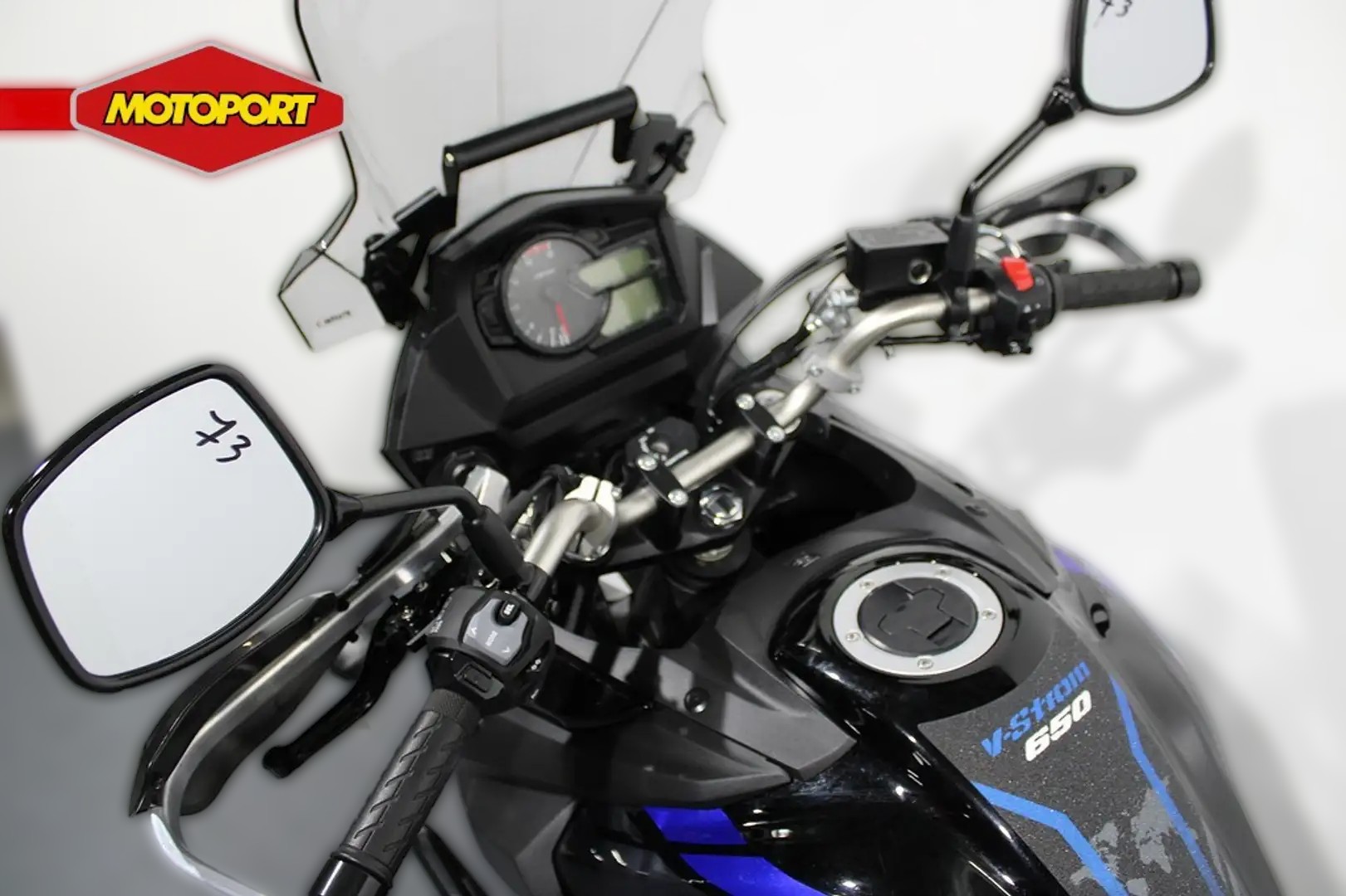2023 Suzuki DL 650 V-Strom - 19 884 km - Náhled 2