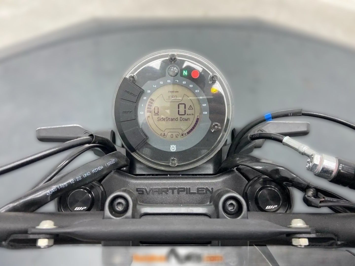 2024 Husqvarna Svartpilen 401 - 200 km - Náhled 10