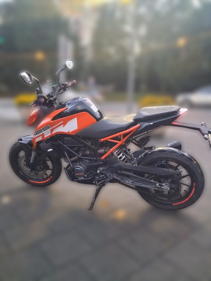 2018 KTM 125 Duke - 14 500 km - Náhled 4