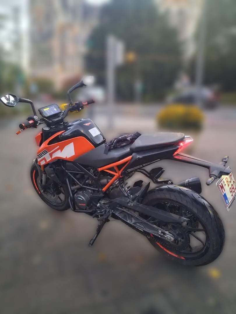 2018 KTM 125 Duke - 14 500 km - Náhled 5