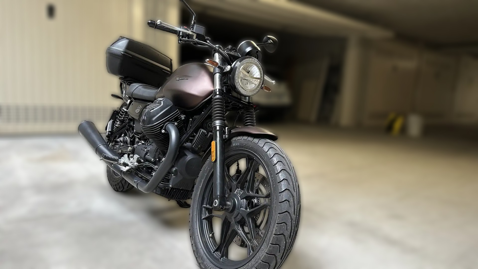 2020 Moto Guzzi V7 - 3 000 km - Náhled 10