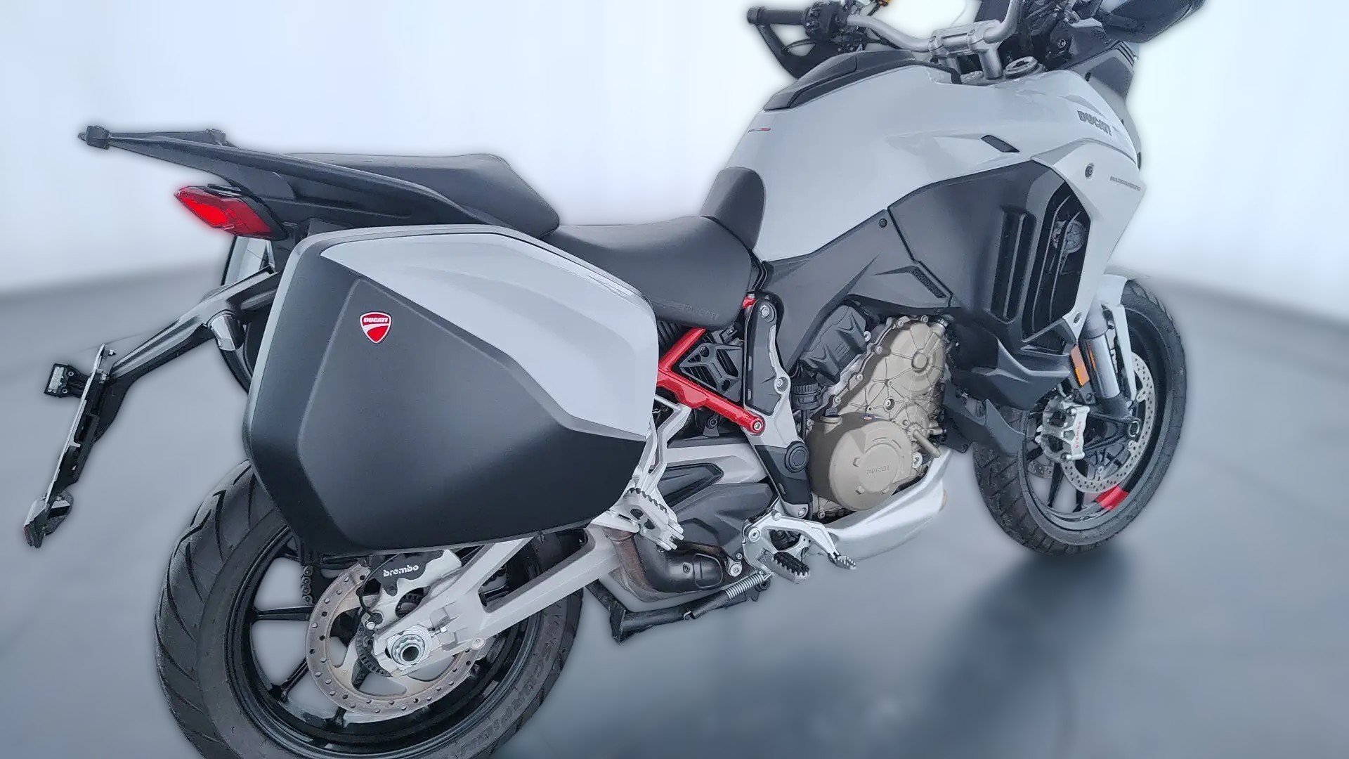 2023 Ducati Multistrada V4 - 9 170 km - Náhled 6