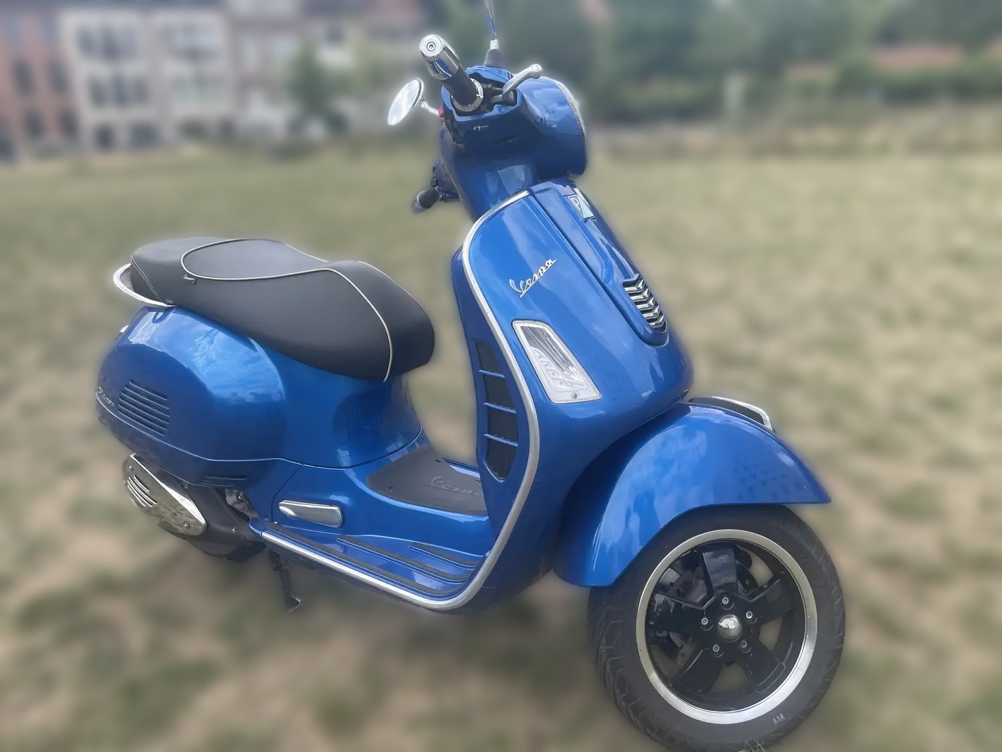 2015 Piaggio Vespa GTS - 1 600 km - Náhled 14