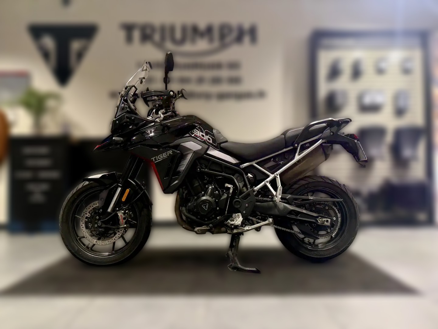 2025 Triumph Tiger 900 - 3 000 km - Náhled 21