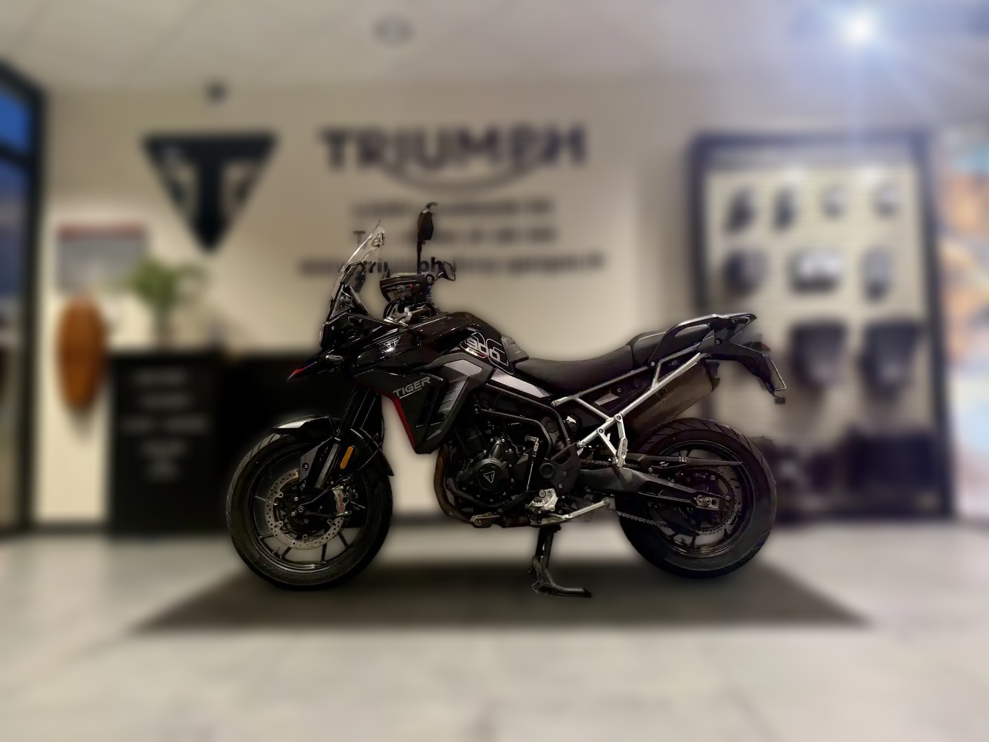 2025 Triumph Tiger 900 - 3 000 km - Náhled 23