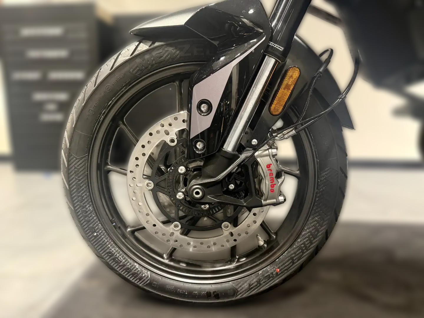 2025 Triumph Tiger 900 - 3 000 km - Náhled 7