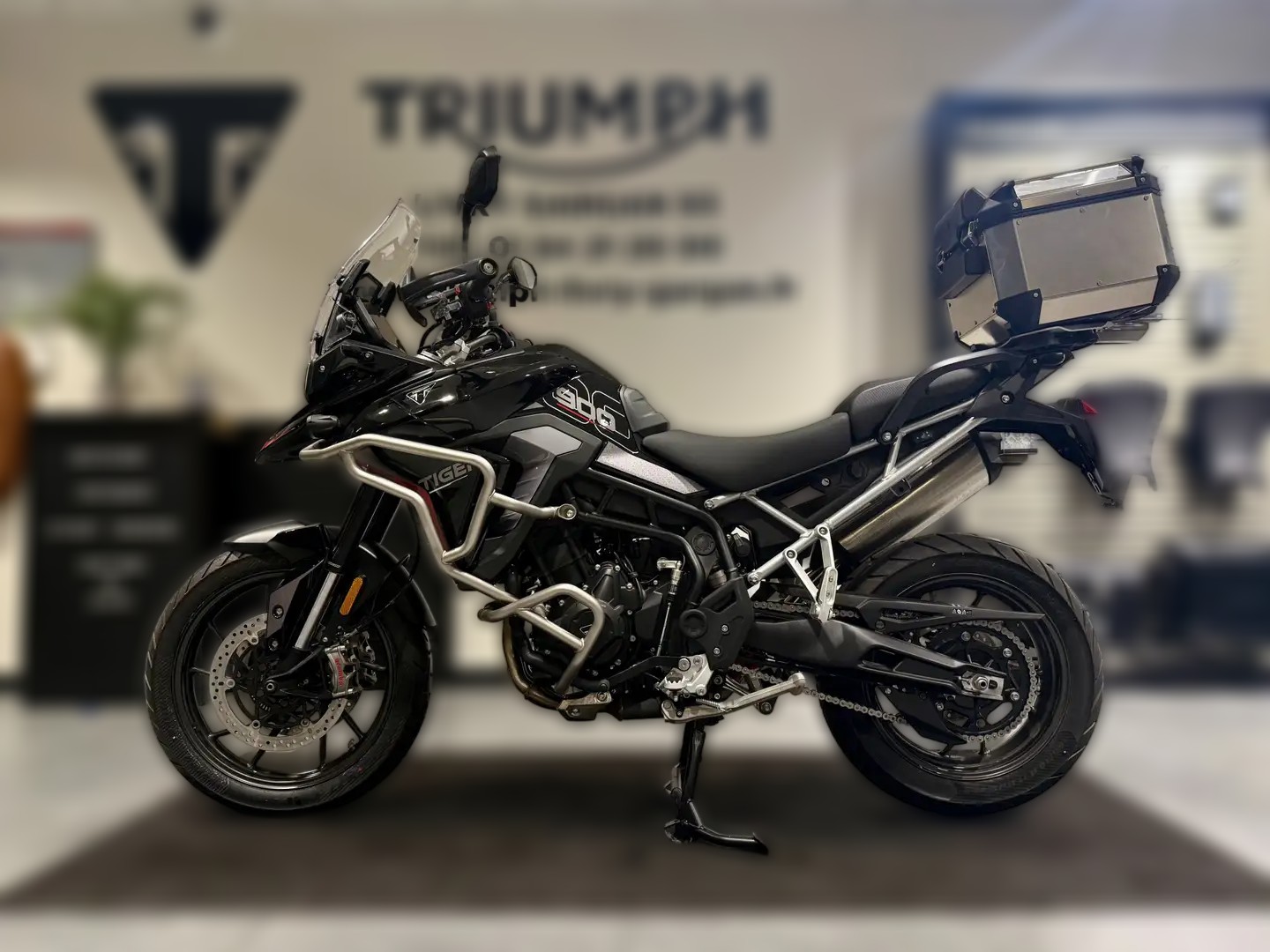 2025 Triumph Tiger 900 - 3 000 km - Náhled 22