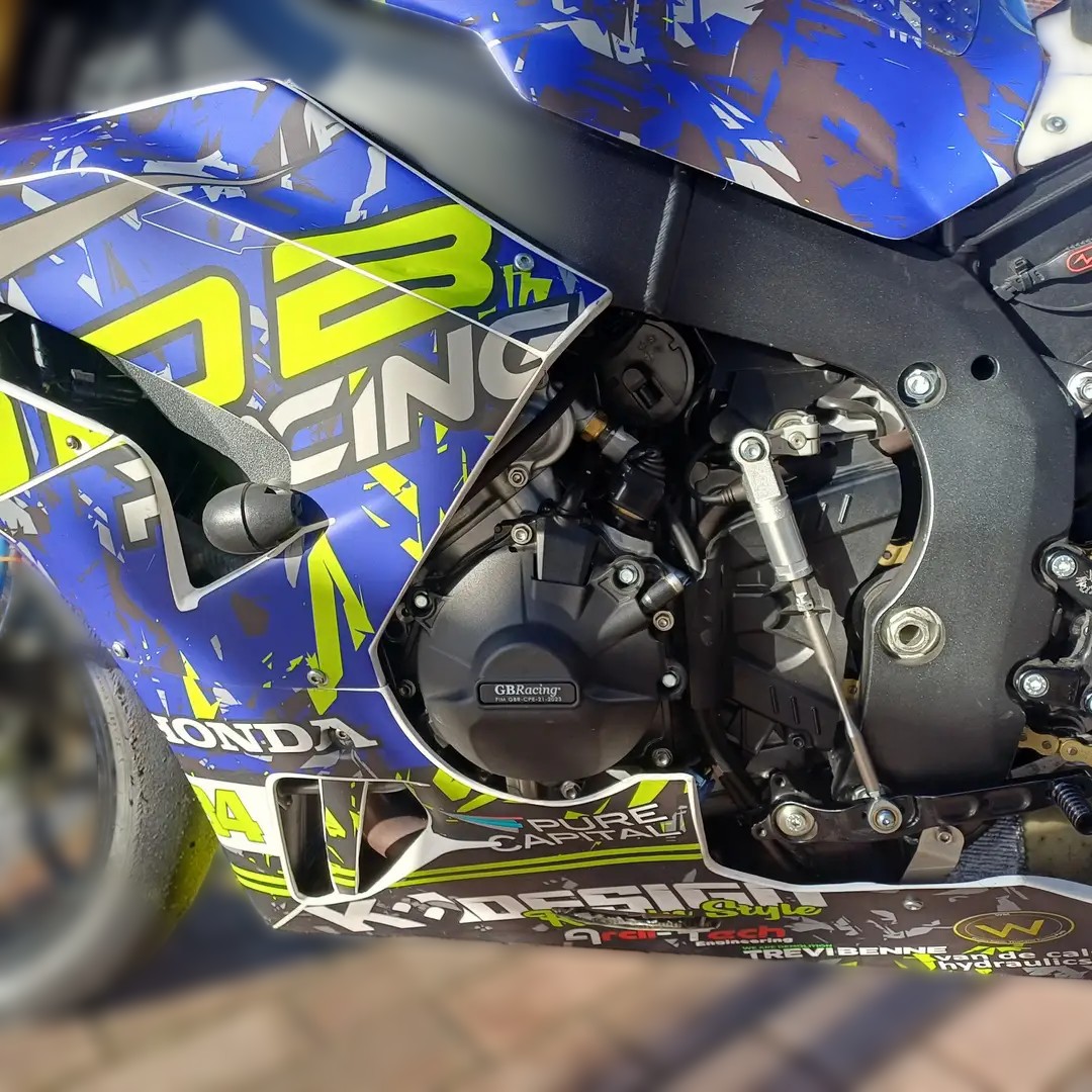 2023 Honda CBR 1000RR - 2 200 km - Náhled 4