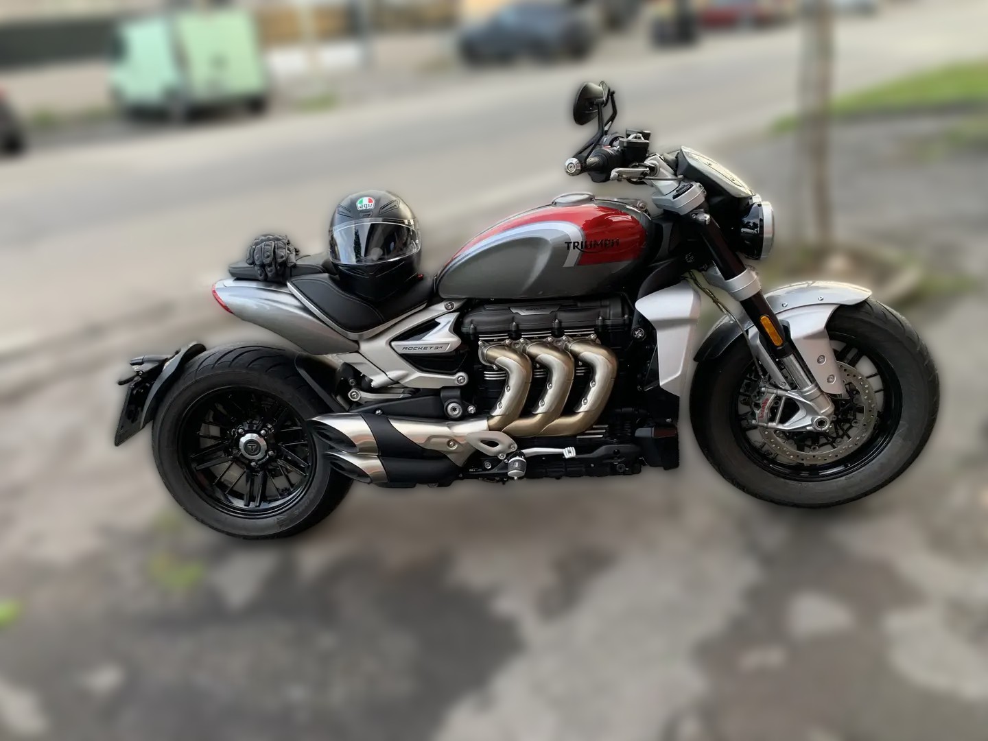 2023 Triumph Rocket 3 - 1 100 km - Náhled 5
