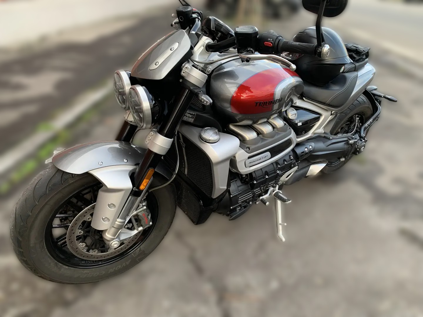 2023 Triumph Rocket 3 - 1 100 km - Náhled 7