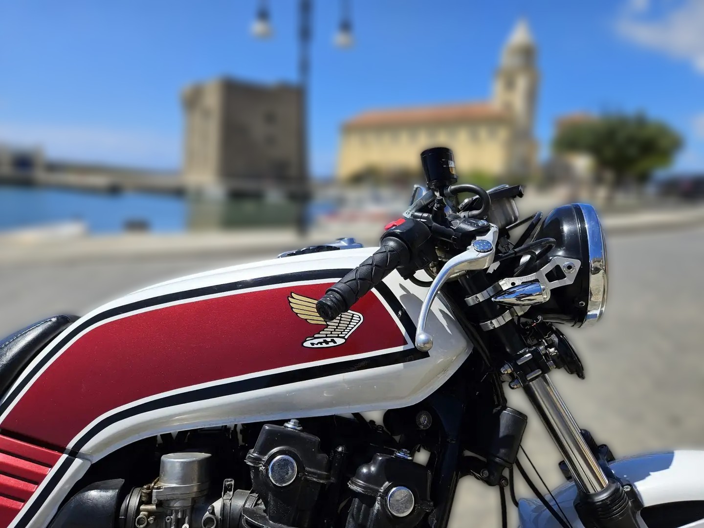 1983 Honda CB 900 F Hornet - 12 000 km - Náhled 3