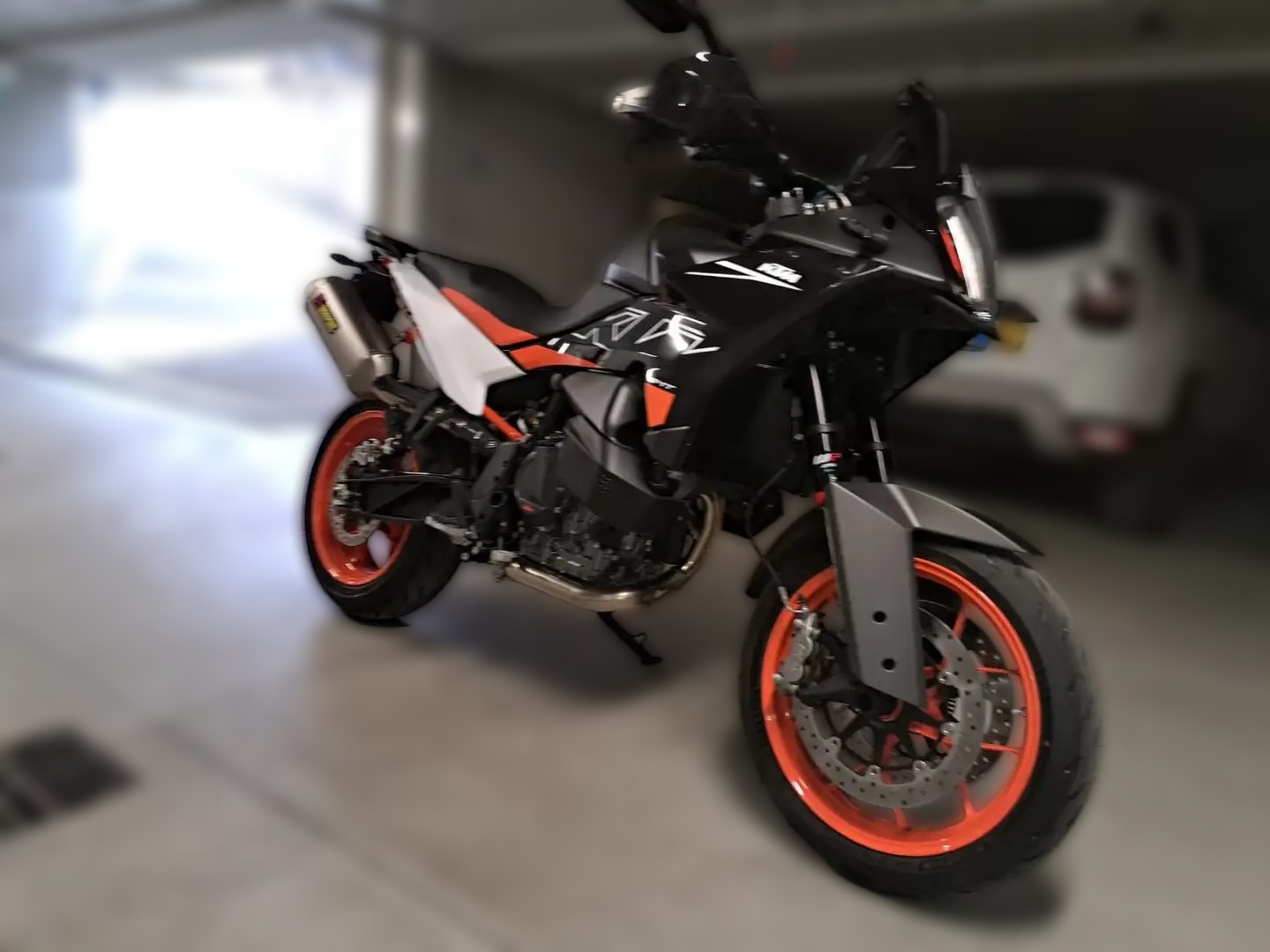 2024 KTM 890 Adventure - 5 000 km - Náhled 3