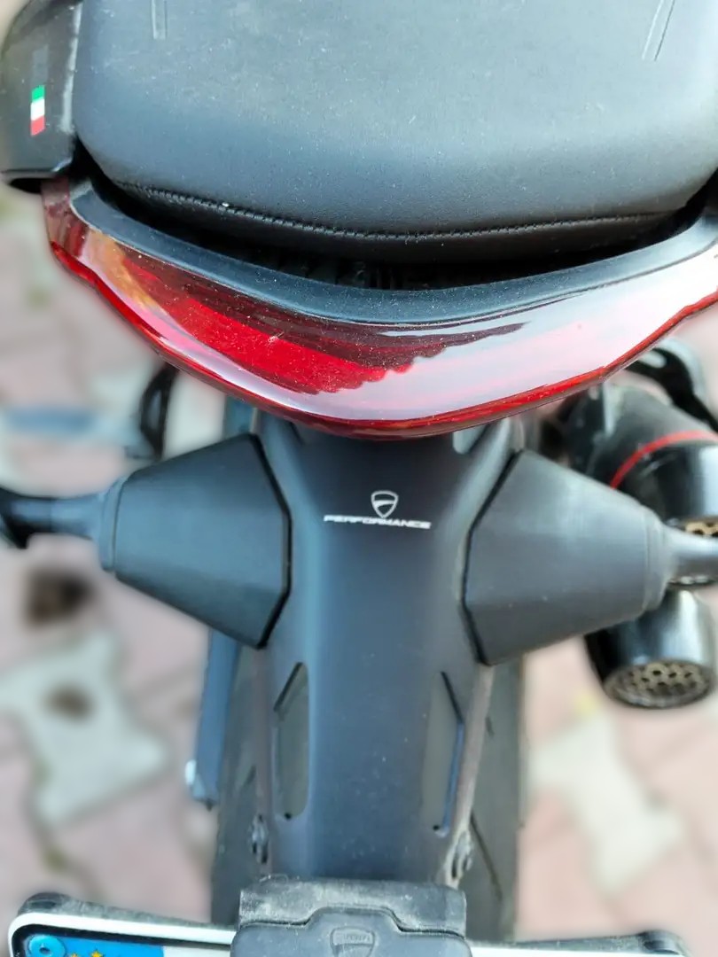 2022 Ducati Monster - 3 800 km - Náhled 11