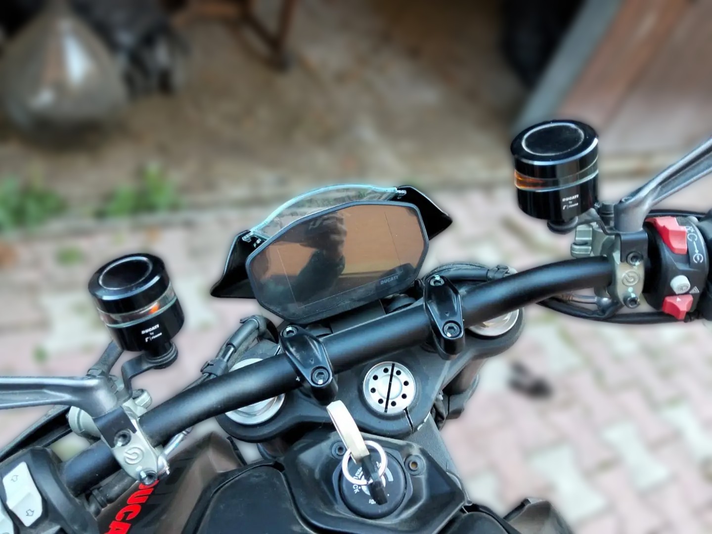 2022 Ducati Monster - 3 800 km - Náhled 15