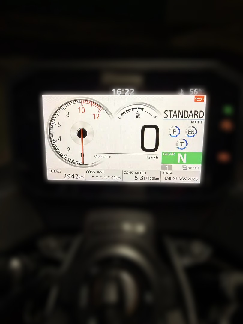 2023 Honda CB 750 Hornet - 2 942 km - Náhled 9