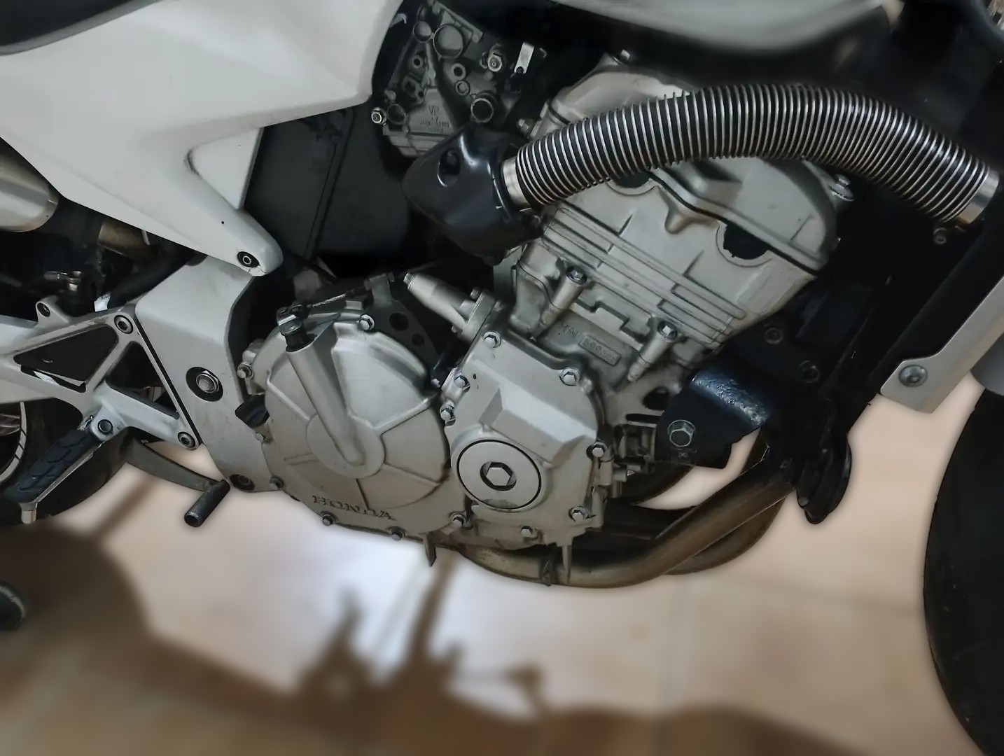 2005 Honda CB 600 F Hornet - 100 000 km - Náhled 4