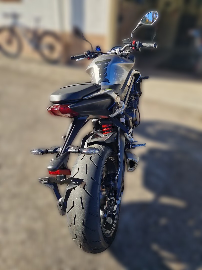 2024 Triumph Street Triple 765 - 7 950 km - Náhled 7