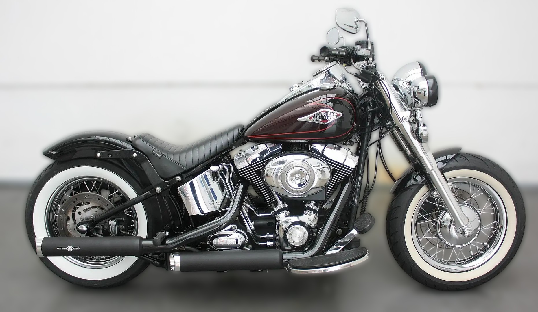 2011 Harley-Davidson Harley-Davidson Softail - 21 100 km - Náhled 16