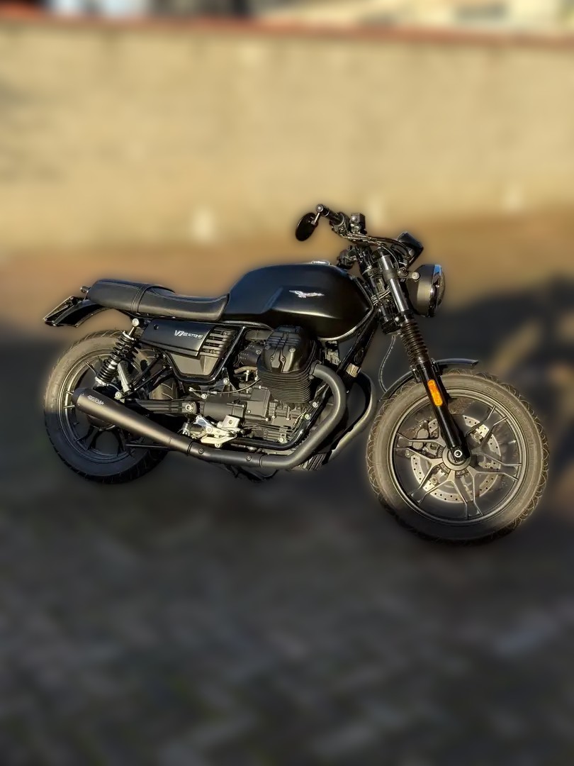 2018 Moto Guzzi V7 - 11 000 km - Náhled 6