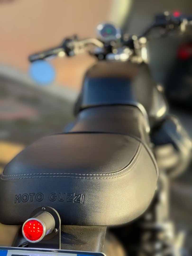 2018 Moto Guzzi V7 - 11 000 km - Náhled 15