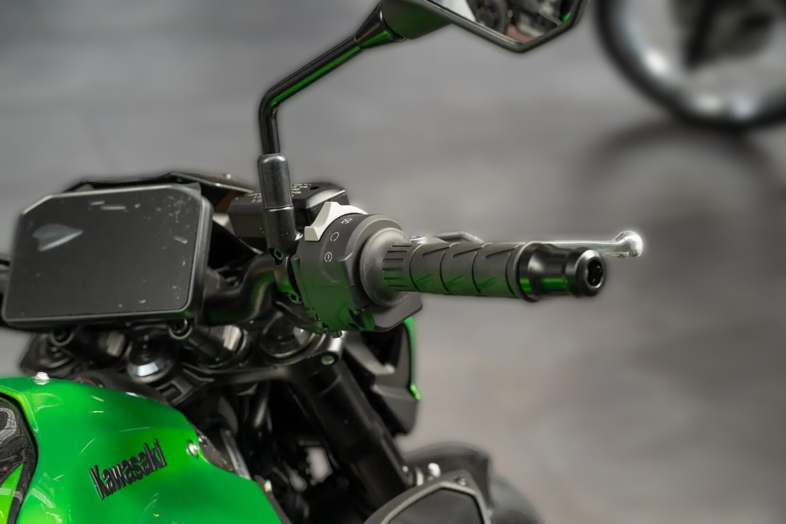 2025 Kawasaki Z900 - 0 km - Fotka 1