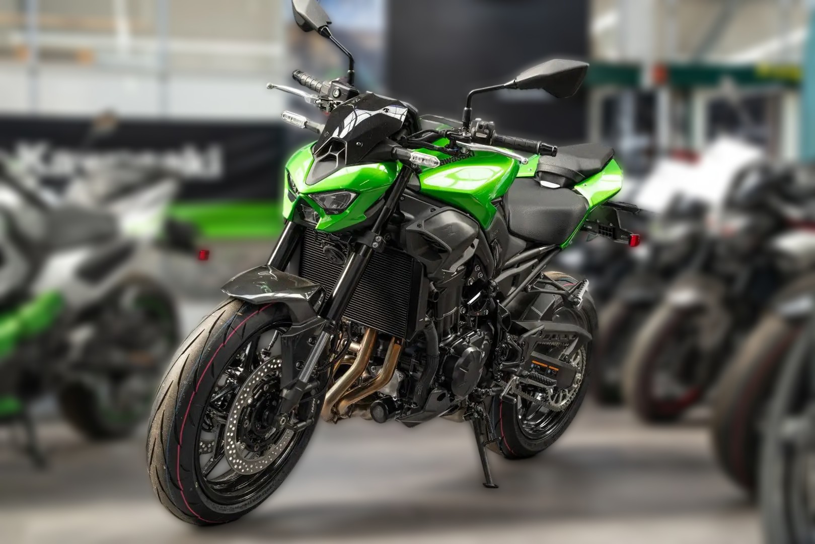 2025 Kawasaki Z900 - 0 km - Náhled 22