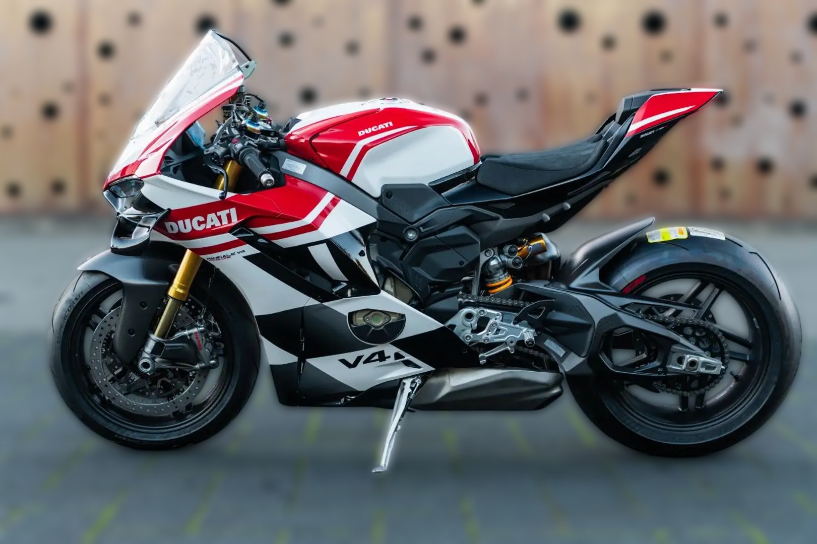 2025 Ducati Panigale V4 - 0 km - Náhled 15