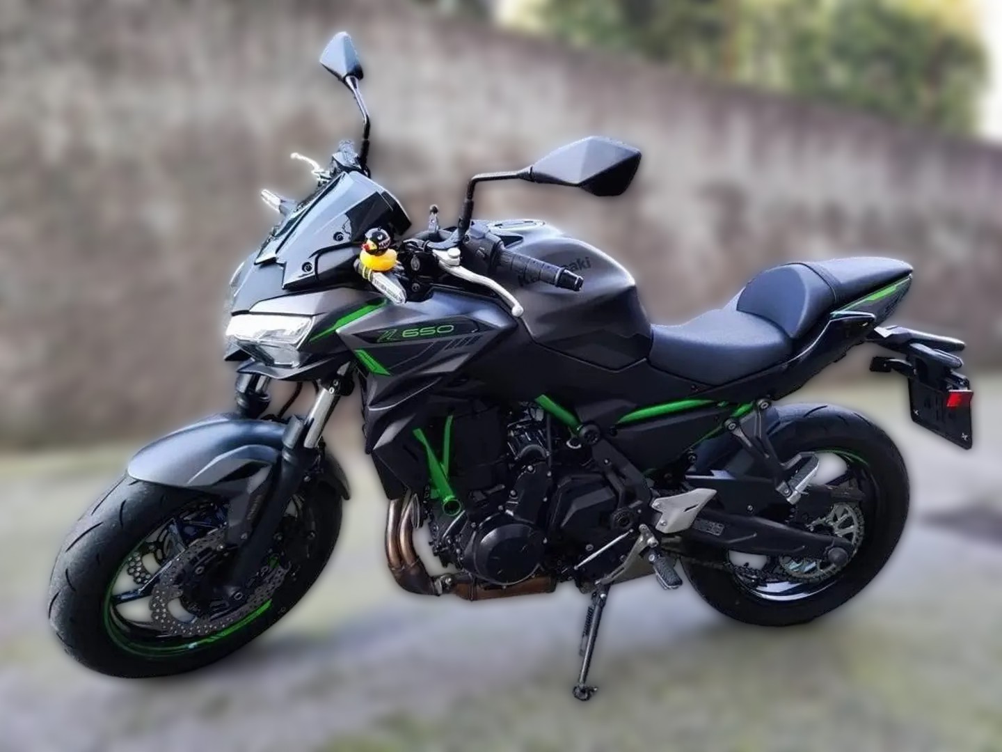 2024 Kawasaki Ninja 650 - 7 376 km - Náhled 10