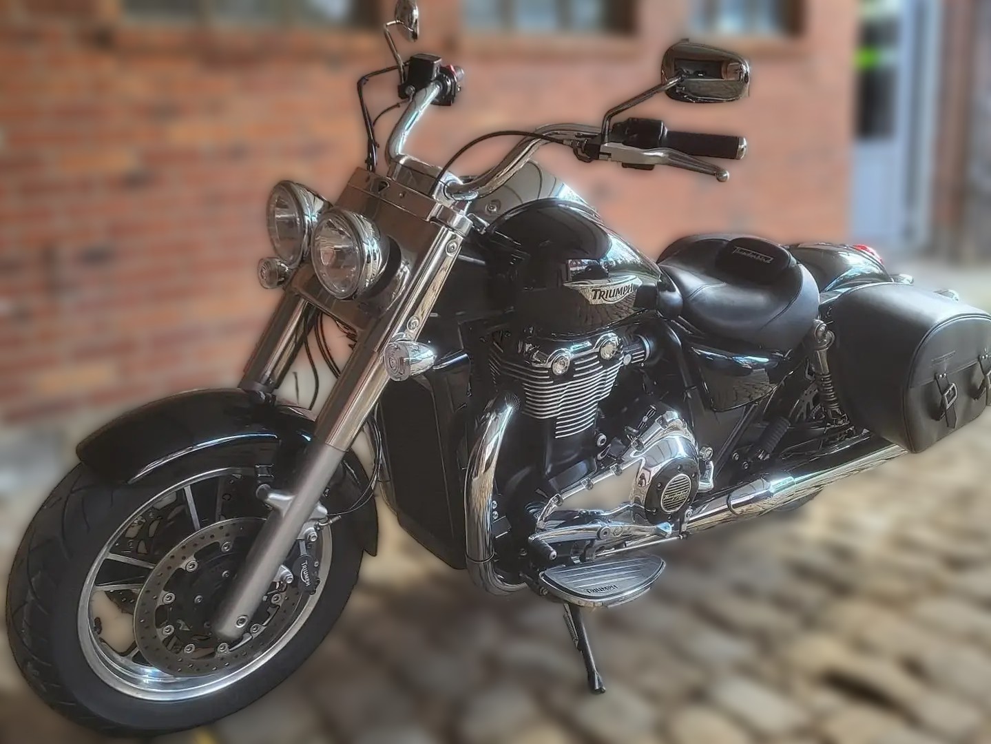 2015 Triumph Thunderbird - 9 376 km - Fotka 1