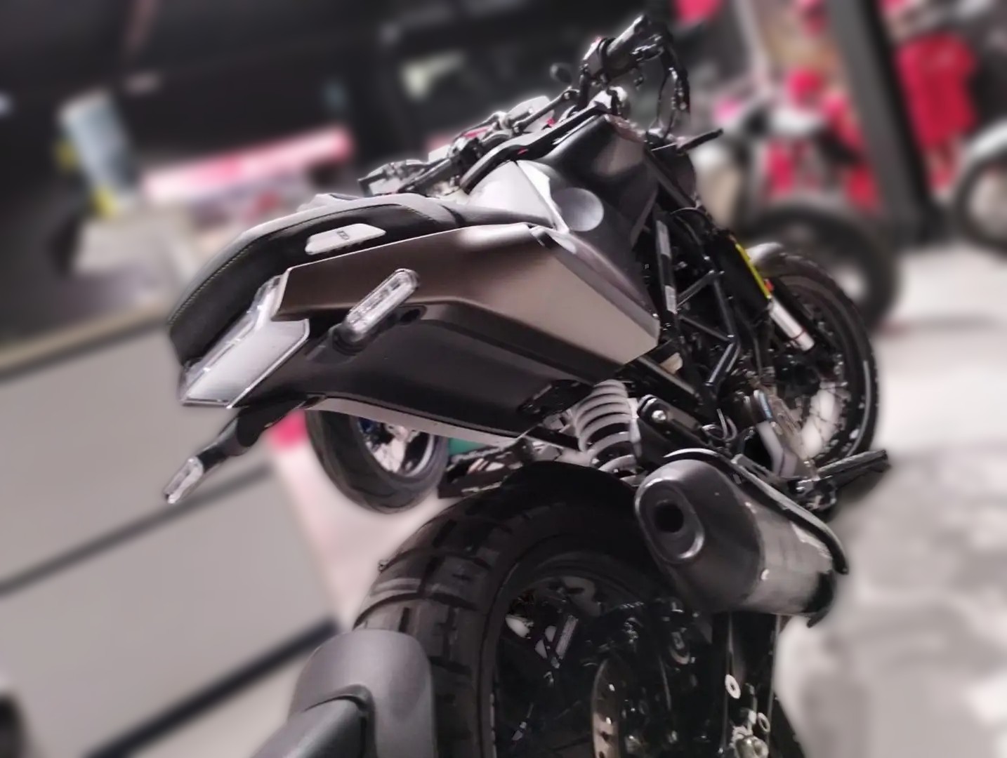 2023 Husqvarna Svartpilen 401 - 0 km