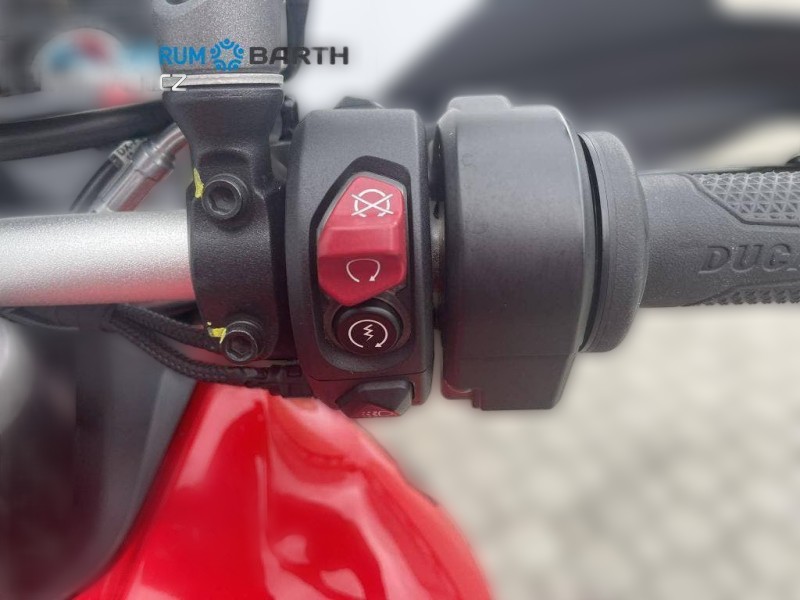 2025 Ducati Multistrada V4 - 19 662 km - Náhled 30