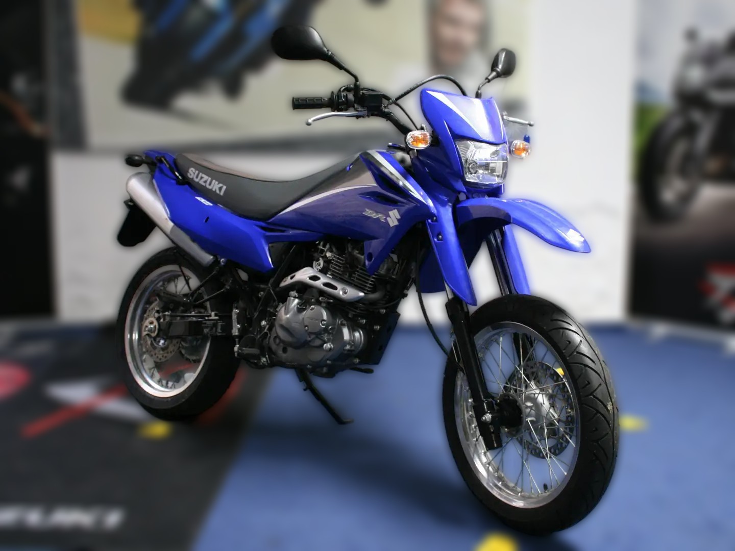 2009 Suzuki DR 125 - 800 km - Náhled 7