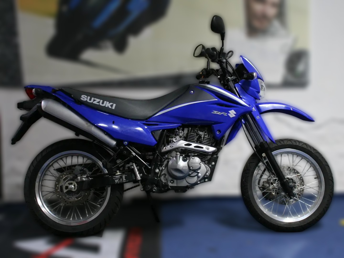 2009 Suzuki DR 125 - 800 km - Náhled 14