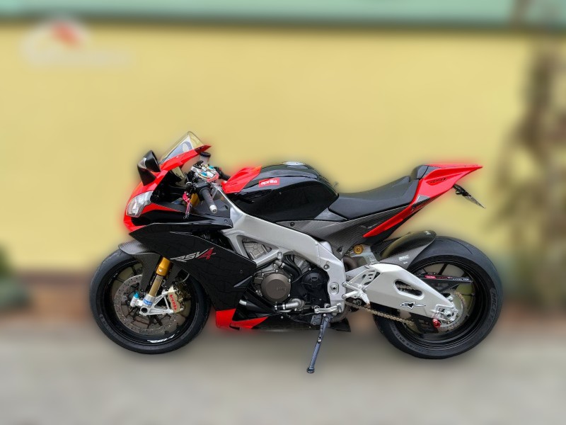 2021 Aprilia RSV4 - 40 000 km - Náhled 12