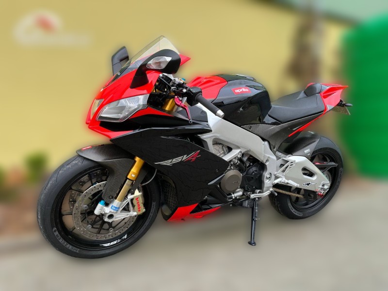 2021 Aprilia RSV4 - 40 000 km - Náhled 13