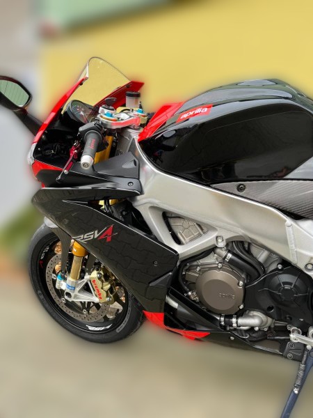 2021 Aprilia RSV4 - 40 000 km - Náhled 17