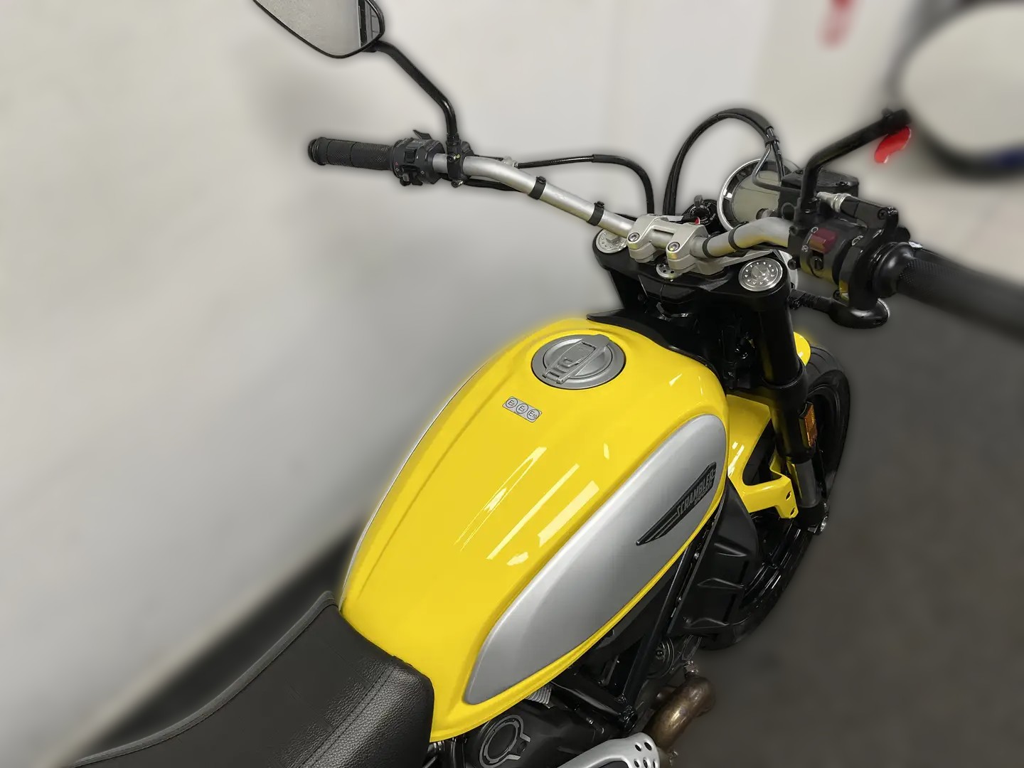 2024 Ducati Scrambler - 32 117 km - Náhled 16