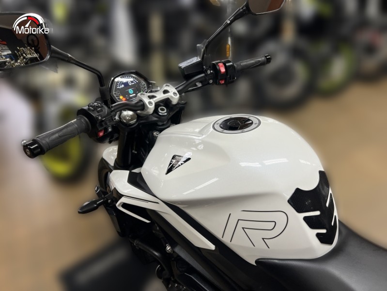 2025 Triumph Street Triple 765 - 20 000 km - Náhled 9