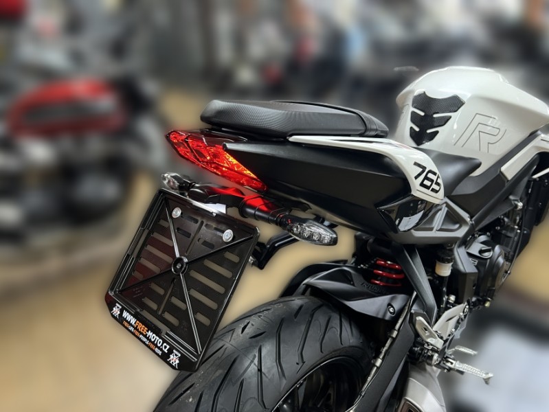 2025 Triumph Street Triple 765 - 20 000 km - Náhled 15