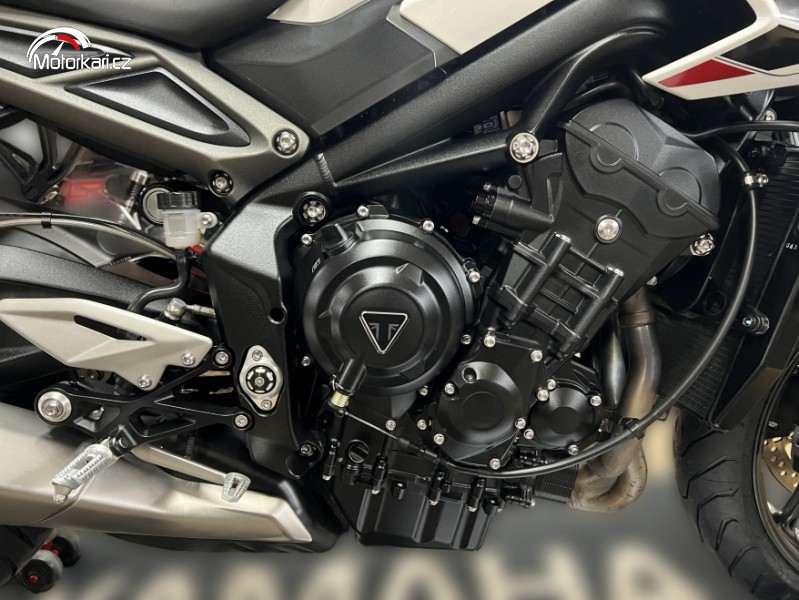 2025 Triumph Street Triple 765 - 20 000 km - Náhled 17